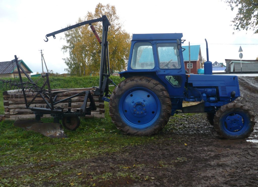Права на трактор в Советске